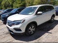Photo 2 of 18 — 2017 Honda Pilot