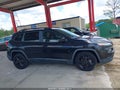 Photo 13 of 16 — 2016 Jeep Cherokee