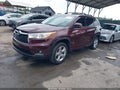 Photo 2 of 17 — 2015 Toyota Highlander