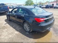Photo 3 of 13 — 2012 Chrysler 200