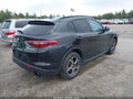 Photo 4 of 17 — 2022 Alfa Romeo Stelvio