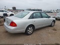 Photo 4 of 16 — 2002 Toyota Avalon