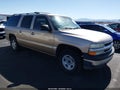 Photo 1 of 11 — 2001 Chevrolet Suburban