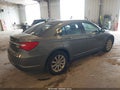 Photo 4 of 11 — 2013 Chrysler 200