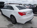 Photo 3 of 11 — 2011 Chrysler 200