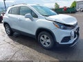 Photo 1 of 18 — 2018 Chevrolet Trax