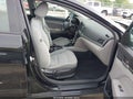 Photo 5 of 16 — 2017 Hyundai Elantra