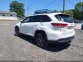 Photo 3 of 16 — 2019 Toyota Highlander