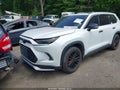 2024 Toyota Highlander — photo 2 of 16 | VIN 5TDADAB55RS004580