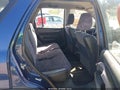 Photo 8 of 11 — 2004 Honda CR-V