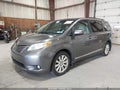 Photo 2 of 20 — 2017 Toyota Sienna