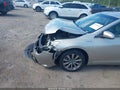 Photo 6 of 18 — 2015 Toyota Camry Hybrid