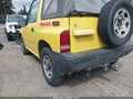 1992 Geo Tracker — photo 6 of 12 | VIN 2CNBJ18U5N6919988