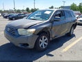 Photo 2 of 18 — 2010 Toyota Highlander
