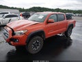 Photo 2 of 17 — 2016 Toyota Tacoma