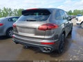 Photo 4 of 16 — 2015 Porsche Cayenne