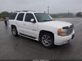 Photo 1 of 11 — 2006 GMC Yukon