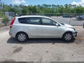 Photo 13 of 16 — 2010 Hyundai Elantra