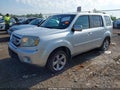 Photo 2 of 16 — 2009 Honda Pilot