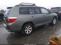 Photo 4 of 22 — 2010 Toyota Highlander