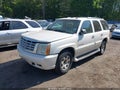 Photo 2 of 11 — 2003 Cadillac Escalade