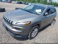 Photo 2 of 17 — 2016 Jeep Cherokee