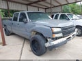 Photo 1 of 16 — 2006 Chevrolet Silverado 2500