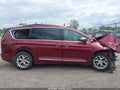 2017 Chrysler Pacifica — photo 14 of 17 | VIN 2C4RC1GG3HR531492