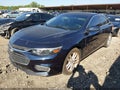 Photo 2 of 16 — 2017 Chevrolet Malibu