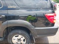 Photo 16 of 16 — 2002 Toyota Sequoia