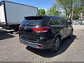 Photo 4 of 10 — 2017 Toyota Highlander Hybrid