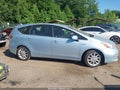 Photo 13 of 16 — 2013 Toyota Prius V