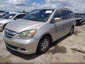Photo 2 of 11 — 2006 Honda Odyssey