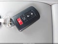 Photo 11 of 19 — 2016 Toyota Highlander