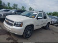 Photo 2 of 16 — 2013 Chevrolet Avalanche