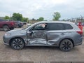 Photo 15 of 17 — 2018 Mitsubishi Outlander
