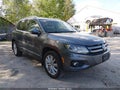 2016 Volkswagen Tiguan — photo 14 of 16 | VIN WVGBV7AX0GW557329