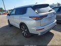 Photo 3 of 16 — 2025 Mitsubishi Outlander
