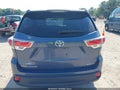 Photo 17 of 22 — 2015 Toyota Highlander