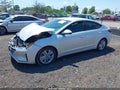 Photo 2 of 16 — 2020 Hyundai Elantra