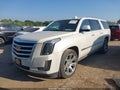Photo 14 of 16 — 2015 Cadillac Escalade ESV