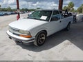 Photo 2 of 13 — 2002 Chevrolet S-10