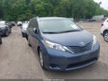 Photo 1 of 16 — 2016 Toyota Sienna