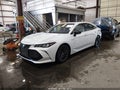 Photo 2 of 17 — 2019 Toyota Avalon Hybrid