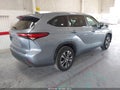 Photo 4 of 17 — 2023 Toyota Highlander