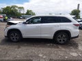 Photo 14 of 21 — 2016 Toyota Highlander