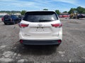 Photo 16 of 21 — 2016 Toyota Highlander