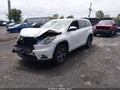 Photo 2 of 21 — 2016 Toyota Highlander