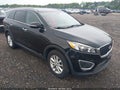 Photo 1 of 17 — 2016 Kia Sorento