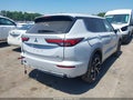 Photo 4 of 17 — 2024 Mitsubishi Outlander